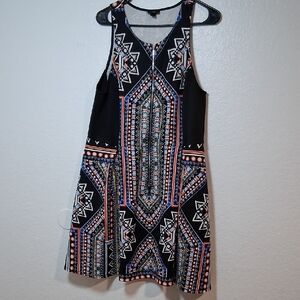 Geometric Black‎ and Pink Sleeveless Dress